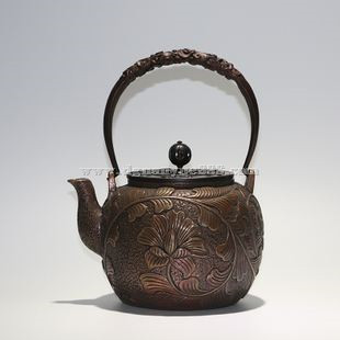 铸铜茶壶